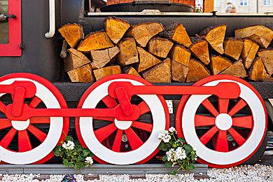 《奇怪的影子》steam页面开启 惊悚逃生冒险